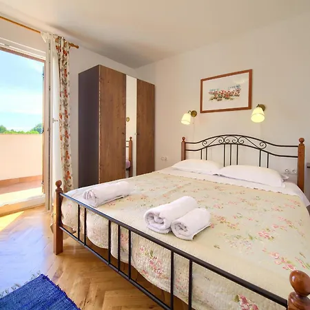 Apartment Rose Krk Town