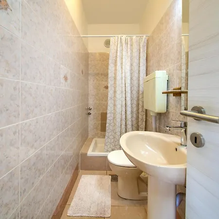 Apartament Rose *