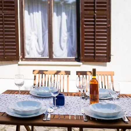 Apartament Rose Veglia